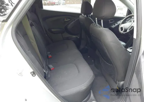 2015 Hyundai Tucson Gls z USA, uszkodzony, nr VIN KM8JT3AF0FU022755